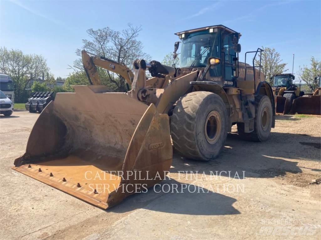 CAT 972M Фронтальні навантажувачі