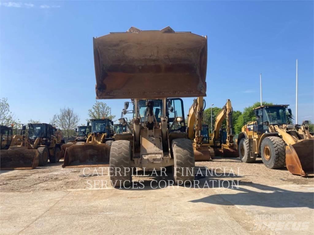 CAT 972M Фронтальні навантажувачі