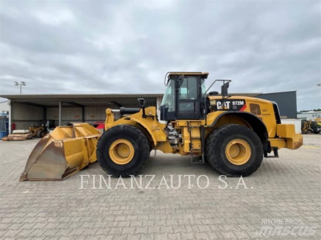 CAT 972M Фронтальні навантажувачі