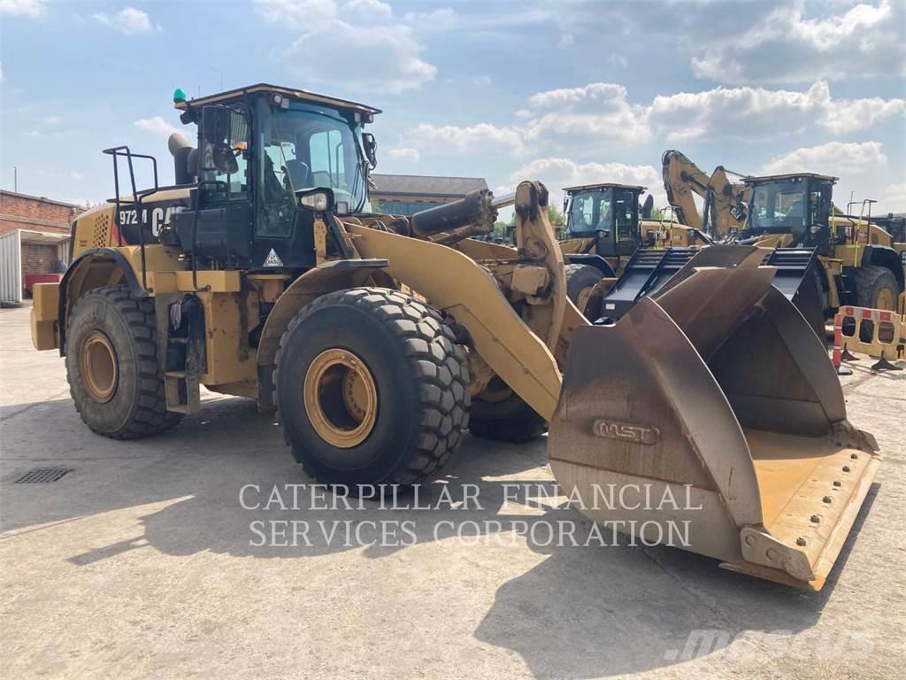 CAT 972M Фронтальні навантажувачі