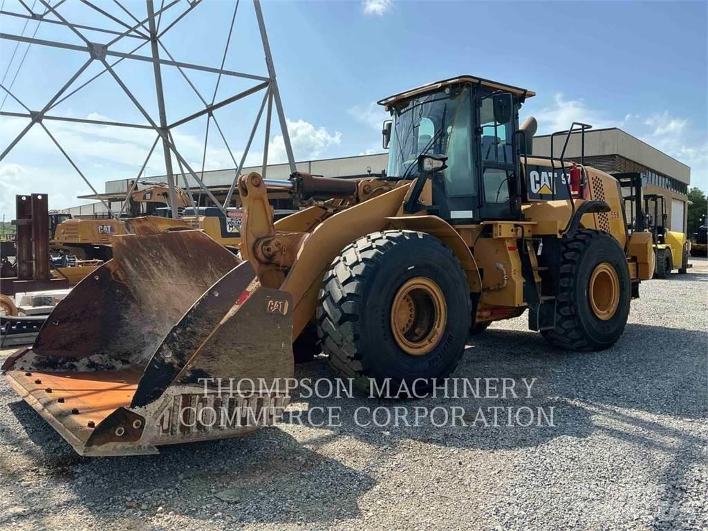 CAT 972M Фронтальні навантажувачі