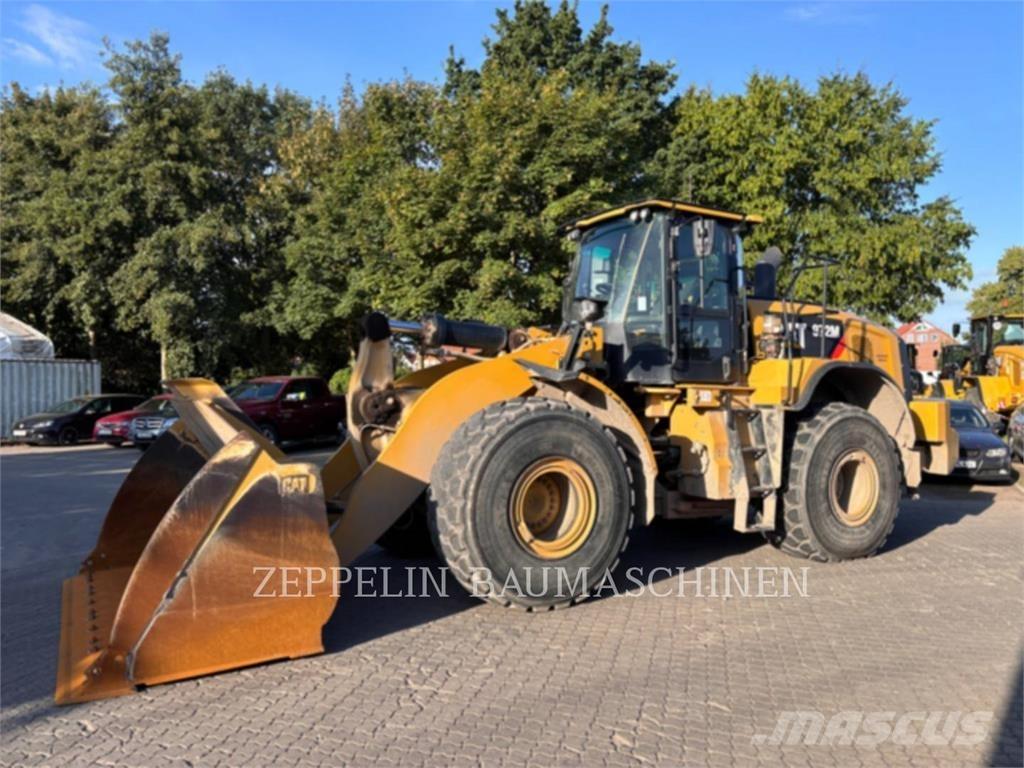 CAT 972M Фронтальні навантажувачі