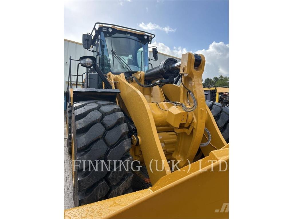 CAT 972M Фронтальні навантажувачі