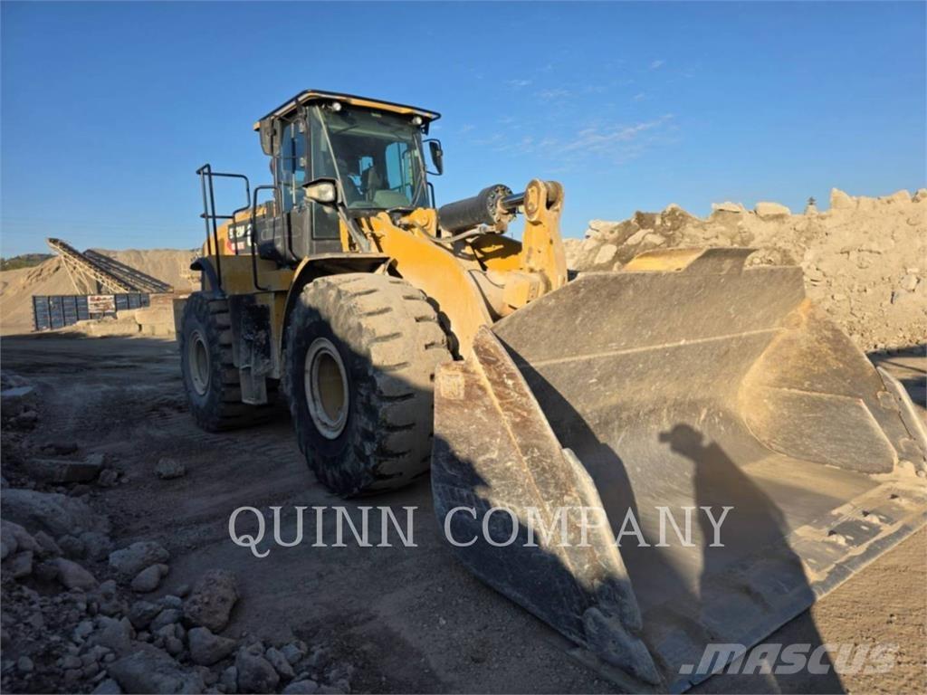CAT 972M Фронтальні навантажувачі