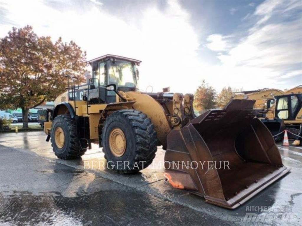 CAT 972M XE Фронтальні навантажувачі