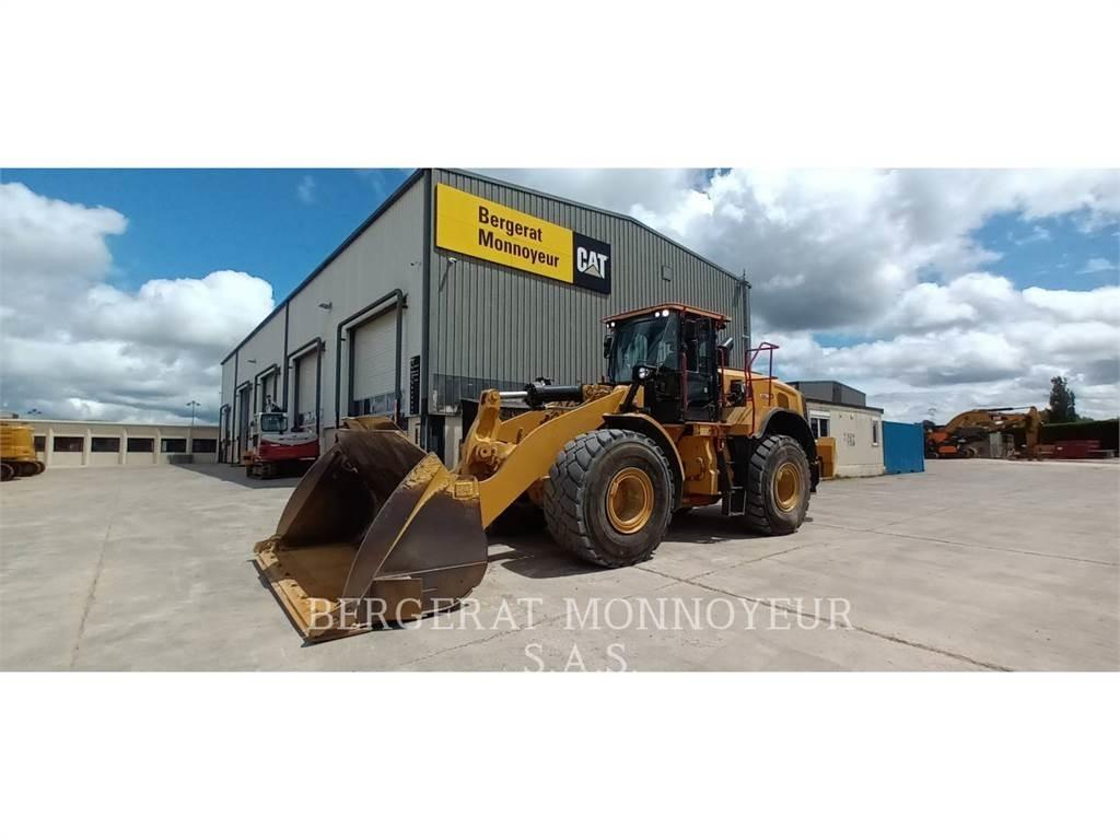 CAT 972M XE Фронтальні навантажувачі