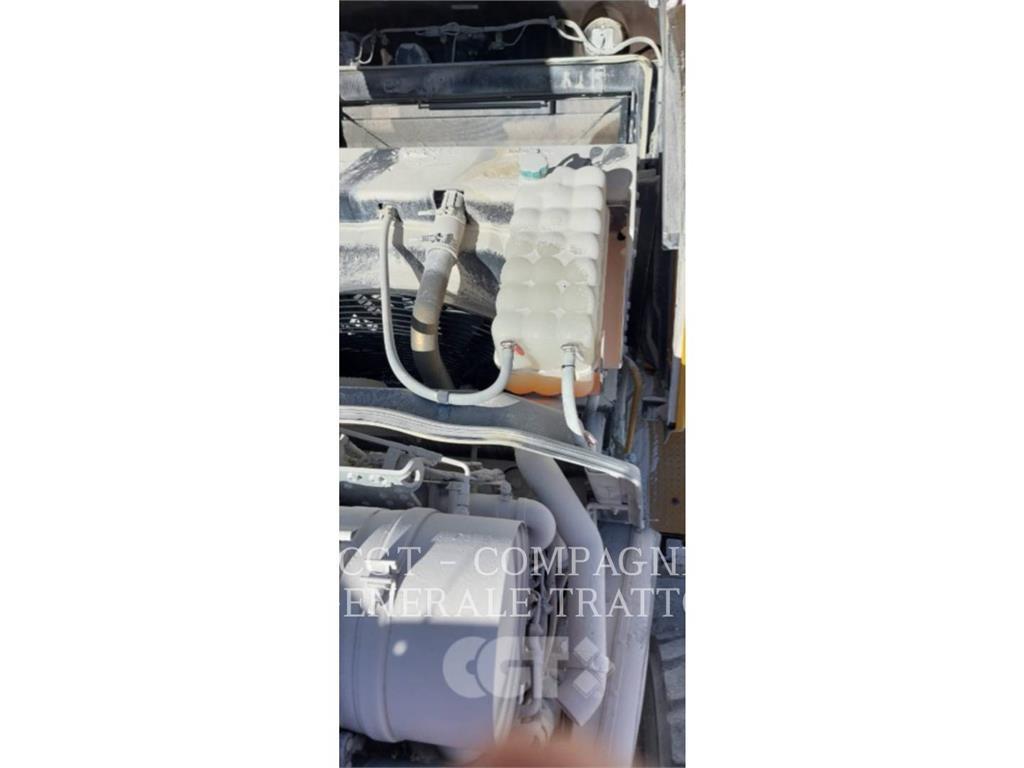 CAT 972M XE Фронтальні навантажувачі