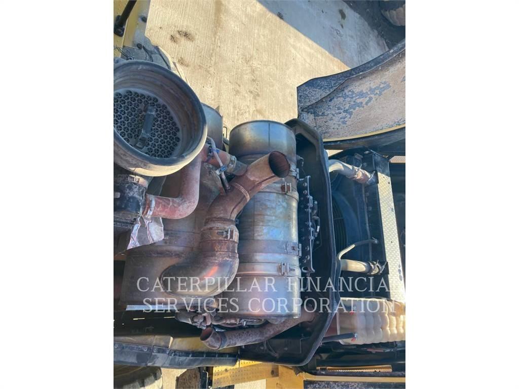 CAT 972MXE Фронтальні навантажувачі