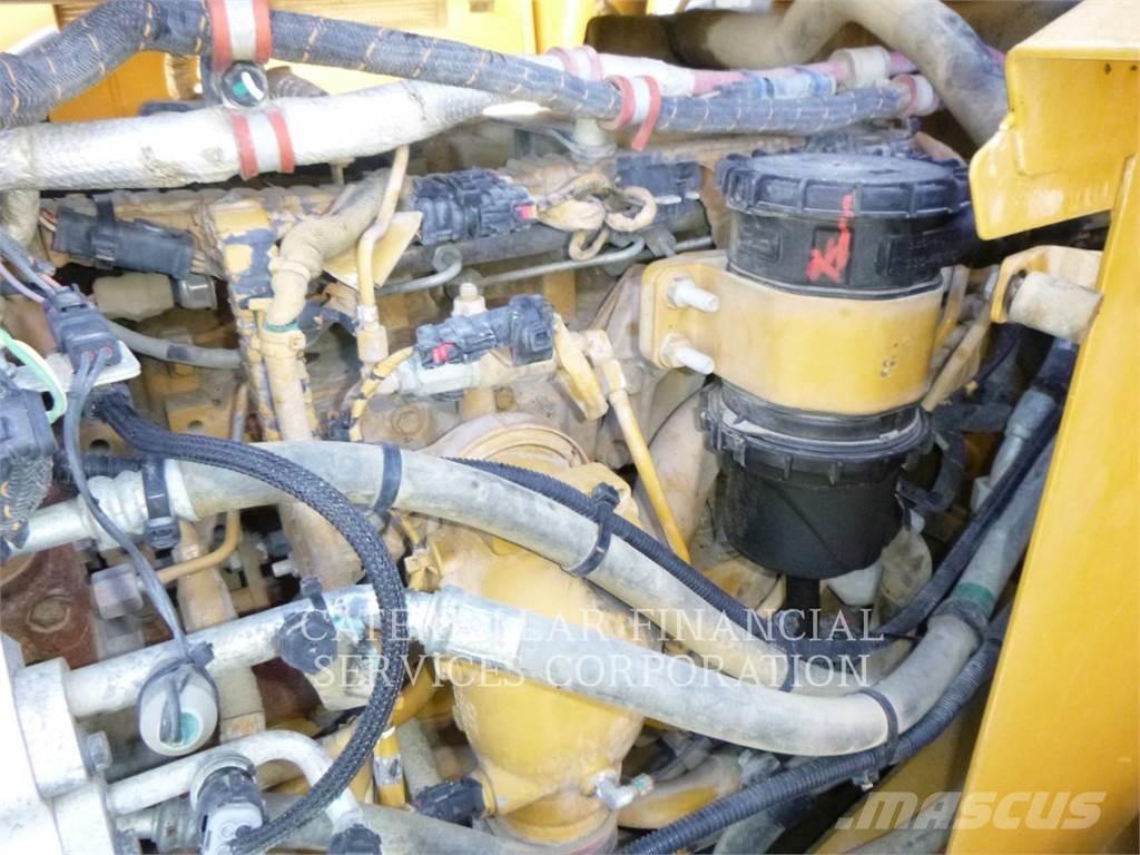 CAT 972MXE Фронтальні навантажувачі