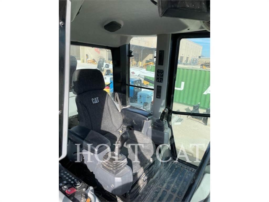 CAT 973K Гусеничні вантажники
