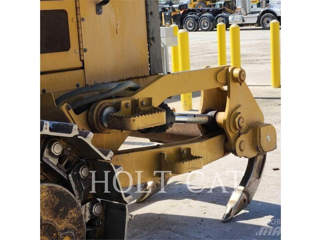 CAT 973K Гусеничні вантажники