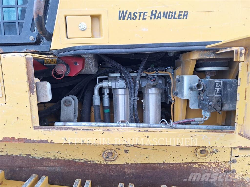 CAT 973K Гусеничні вантажники