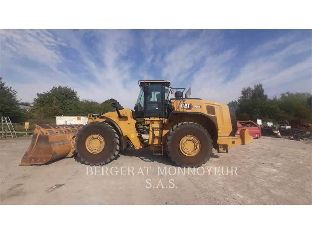 CAT 980 Фронтальні навантажувачі
