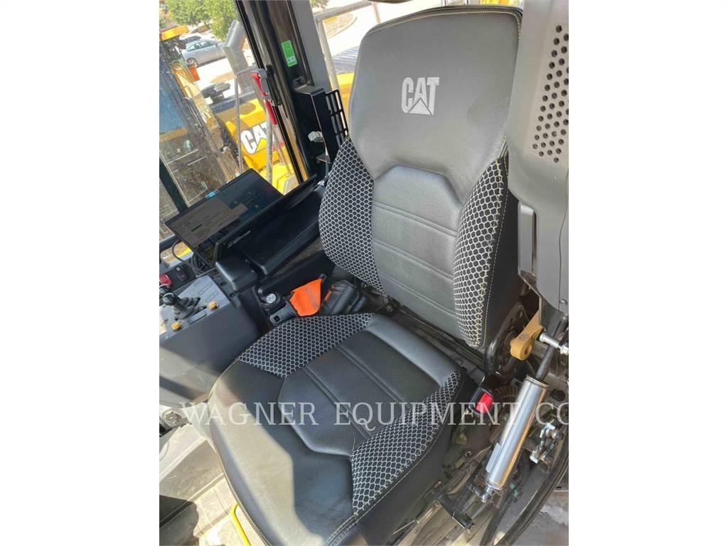 CAT 980 Фронтальні навантажувачі