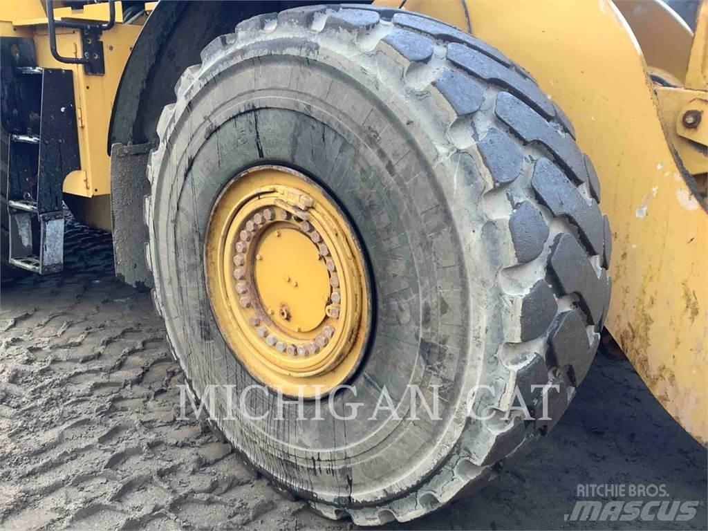 CAT 980 Фронтальні навантажувачі