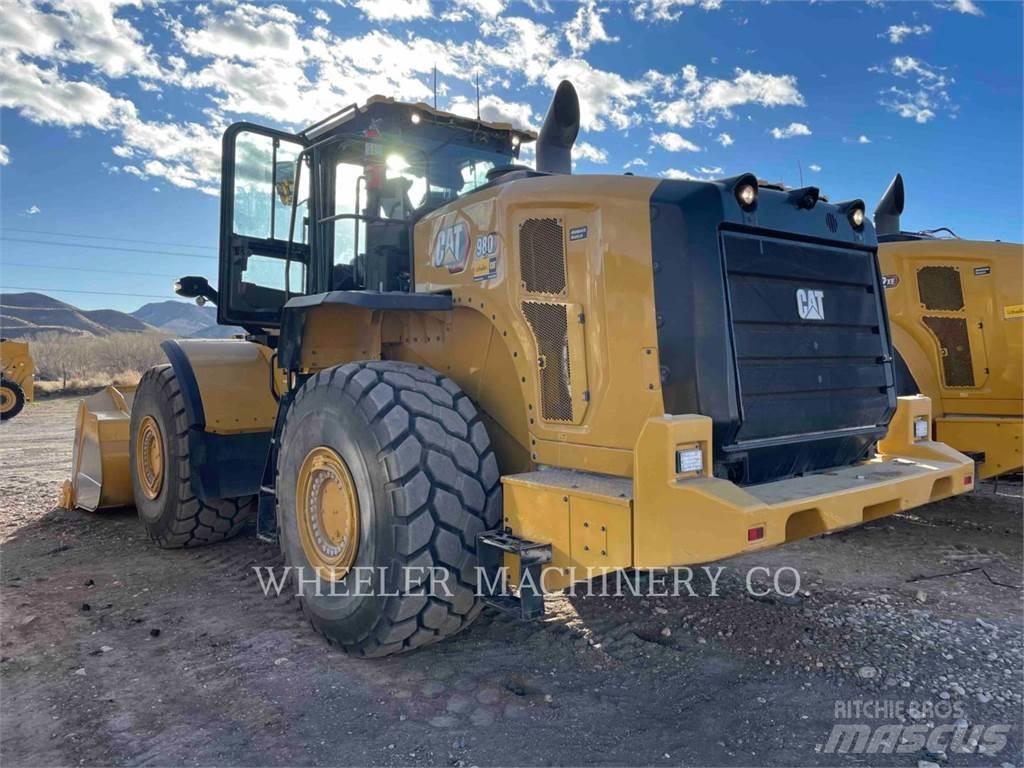 CAT 980 Фронтальні навантажувачі