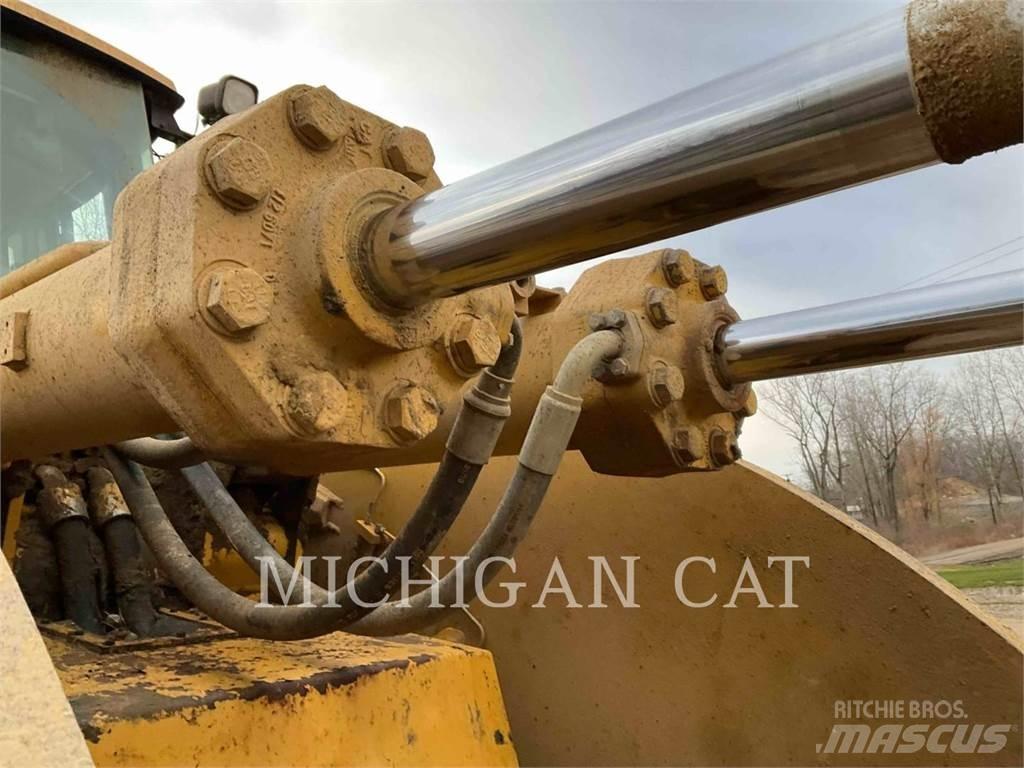 CAT 980H Фронтальні навантажувачі