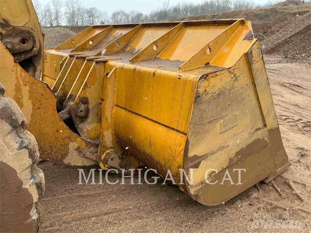 CAT 980H Фронтальні навантажувачі