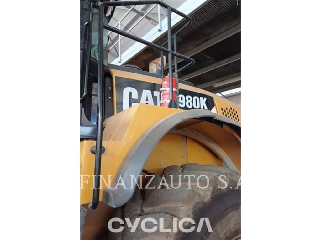 CAT 980K Фронтальні навантажувачі