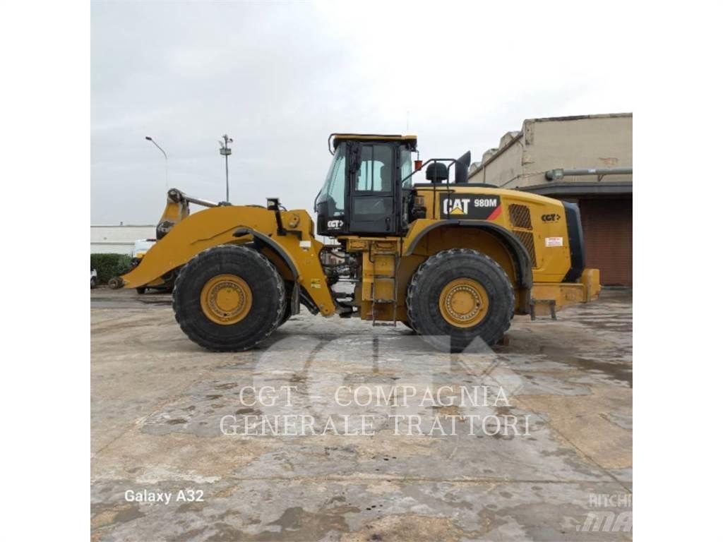 CAT 980M Фронтальні навантажувачі