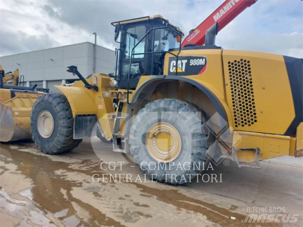 CAT 980M Фронтальні навантажувачі