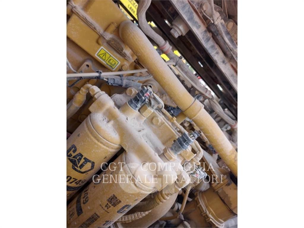 CAT 980M Фронтальні навантажувачі