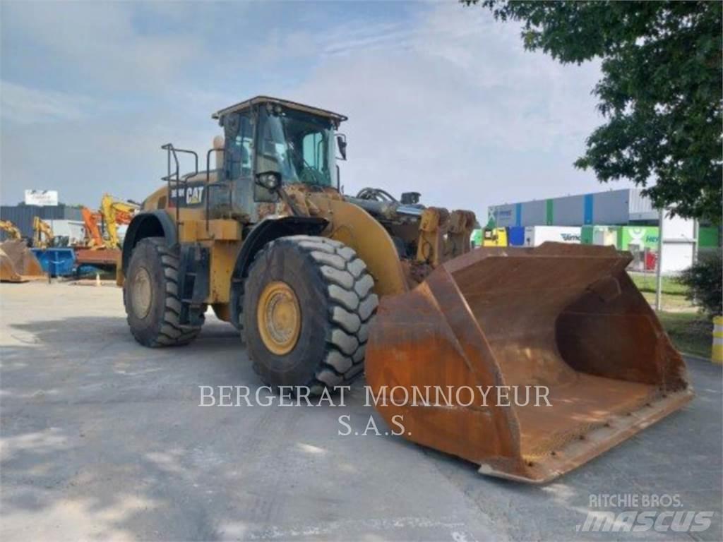 CAT 980M Фронтальні навантажувачі
