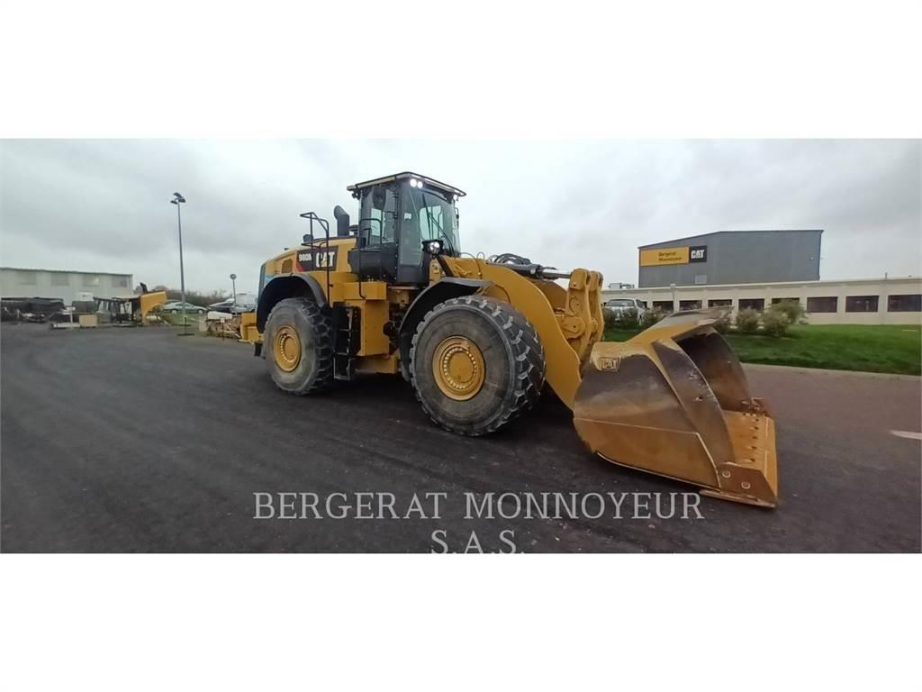 CAT 980M Фронтальні навантажувачі