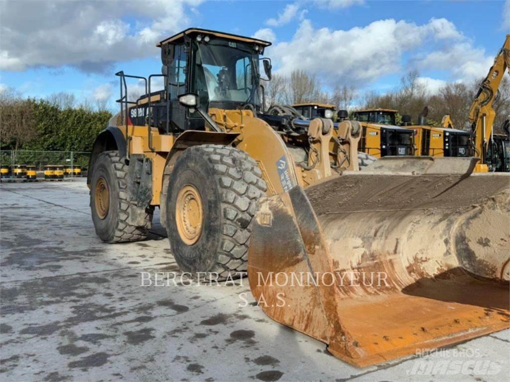 CAT 980M Фронтальні навантажувачі