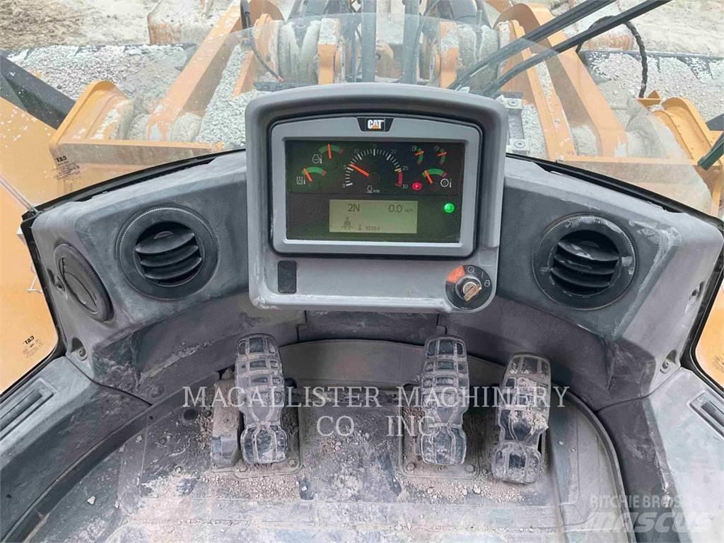 CAT 980M Фронтальні навантажувачі