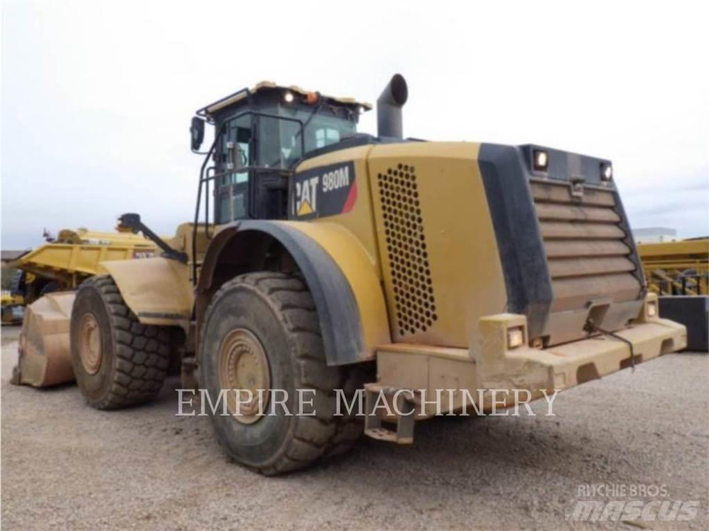 CAT 980M Фронтальні навантажувачі