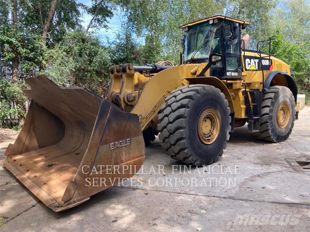 CAT 980M Фронтальні навантажувачі