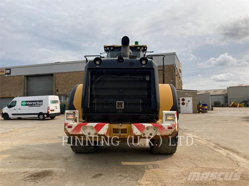 CAT 980M Фронтальні навантажувачі