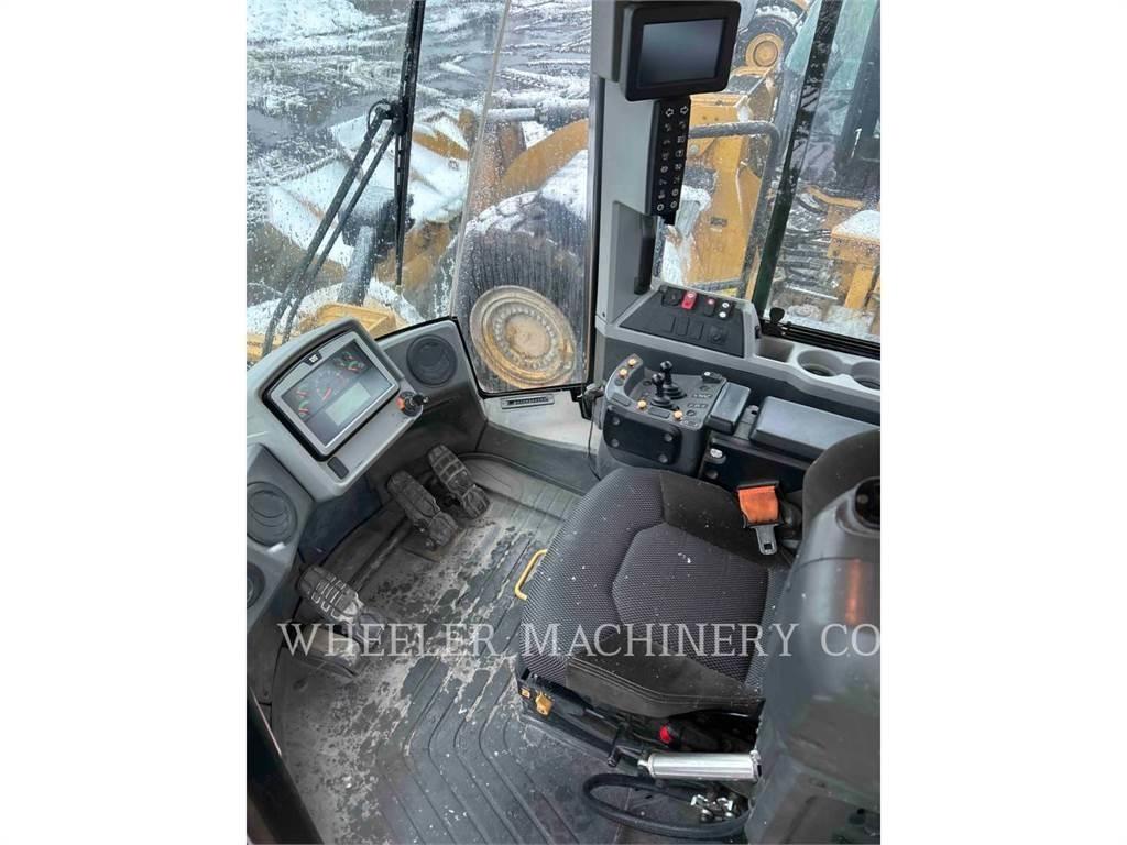CAT 980M AOC Фронтальні навантажувачі