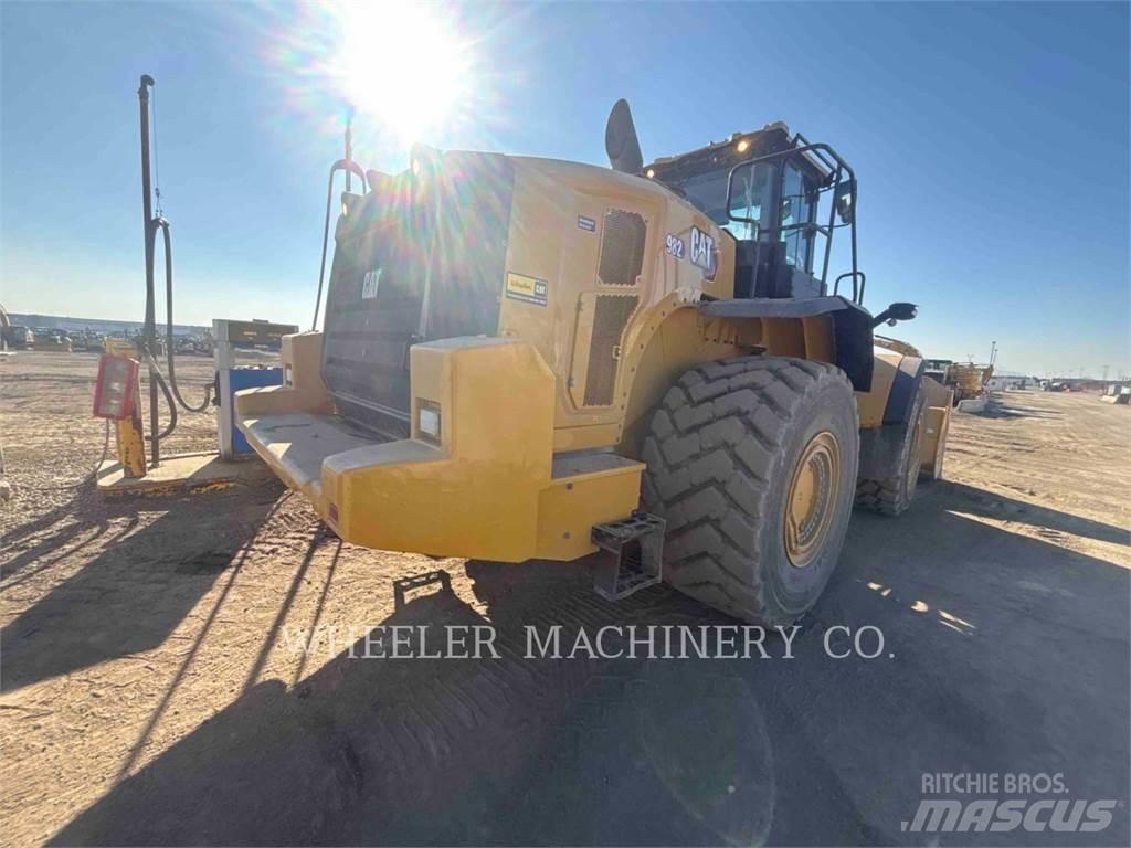 CAT 982 Фронтальні навантажувачі