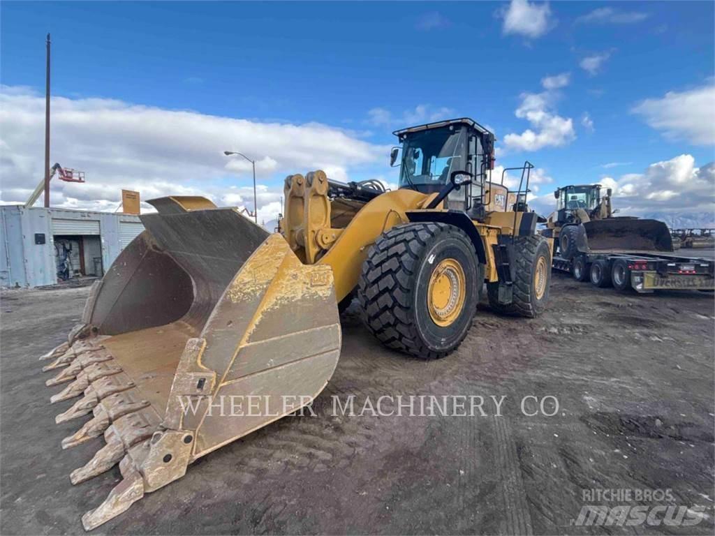 CAT 982 Фронтальні навантажувачі