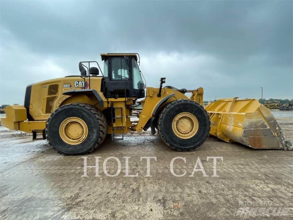 CAT 982 Фронтальні навантажувачі