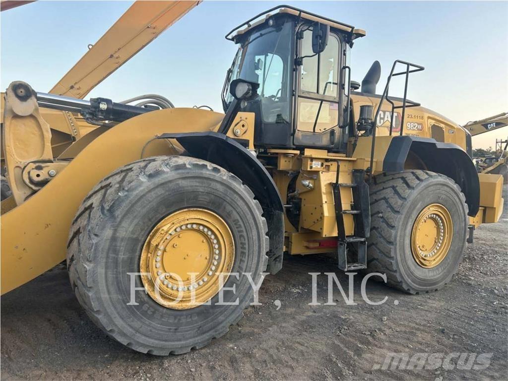 CAT 982-14XE Фронтальні навантажувачі