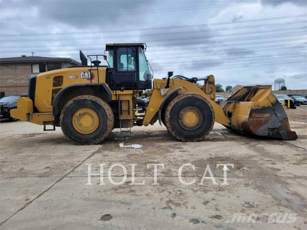CAT 982 XE Фронтальні навантажувачі