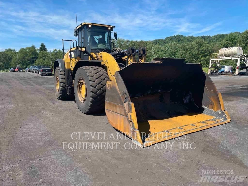 CAT 982M Фронтальні навантажувачі