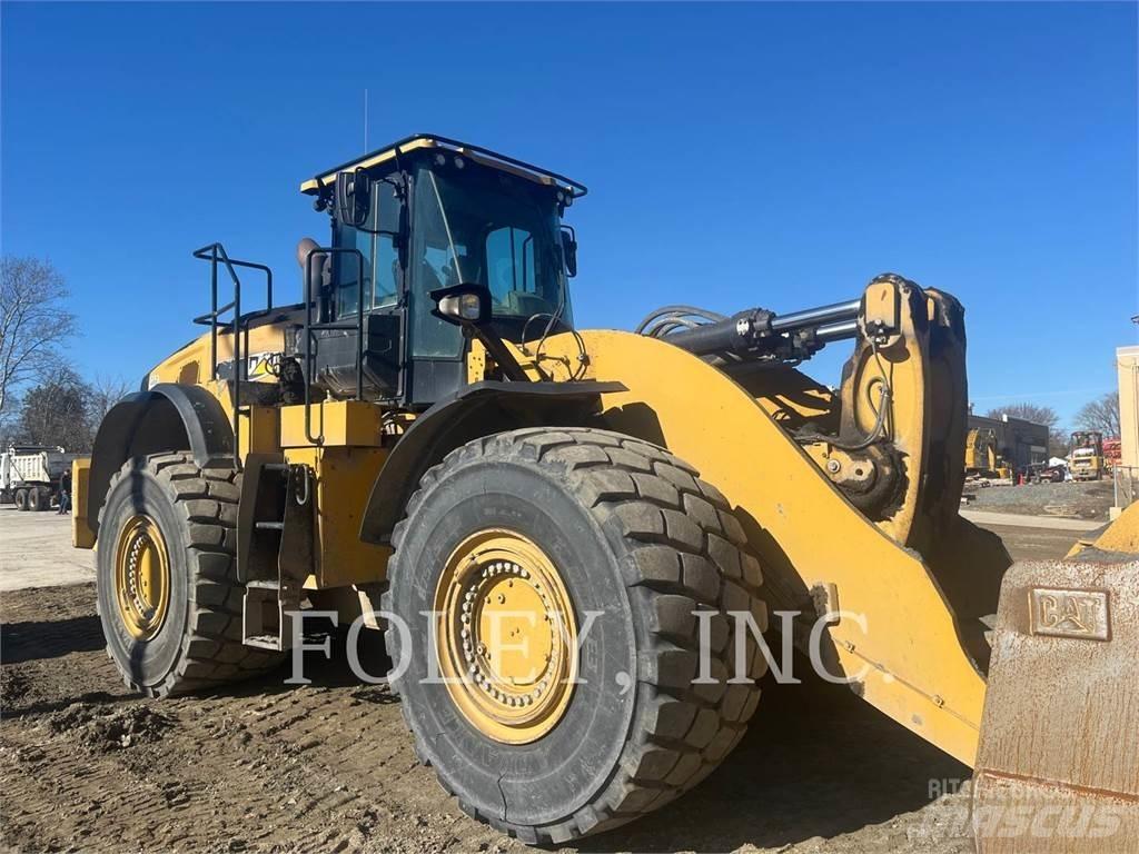 CAT 982M Фронтальні навантажувачі