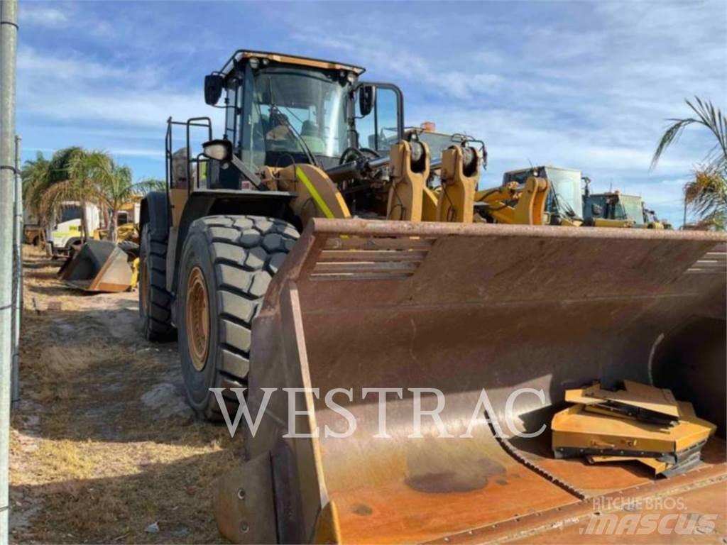 CAT 982M Фронтальні навантажувачі