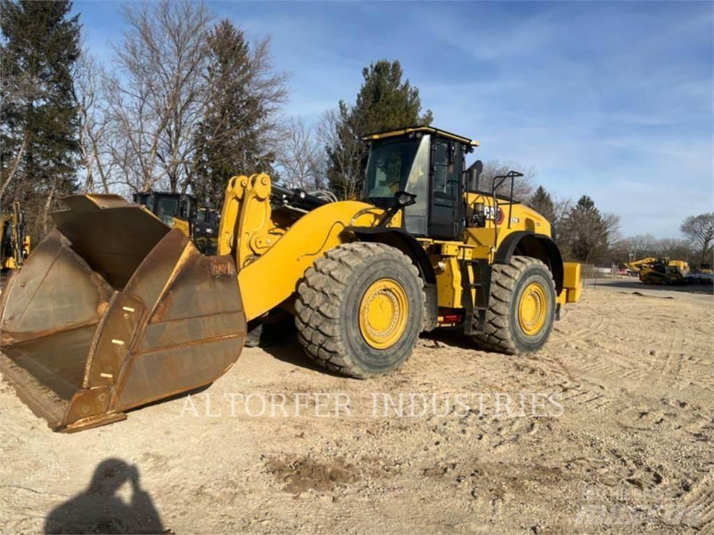 CAT 982M Фронтальні навантажувачі