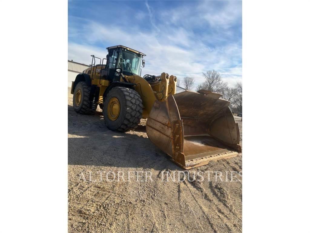 CAT 982M Фронтальні навантажувачі