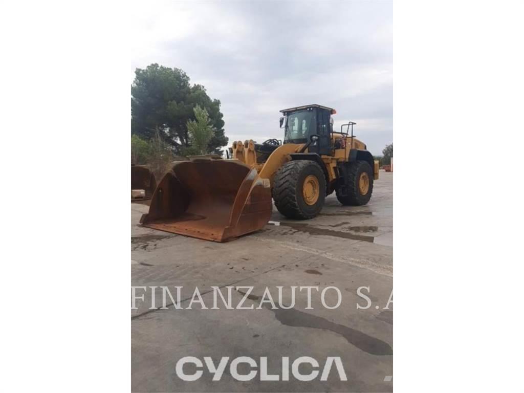 CAT 982M Фронтальні навантажувачі