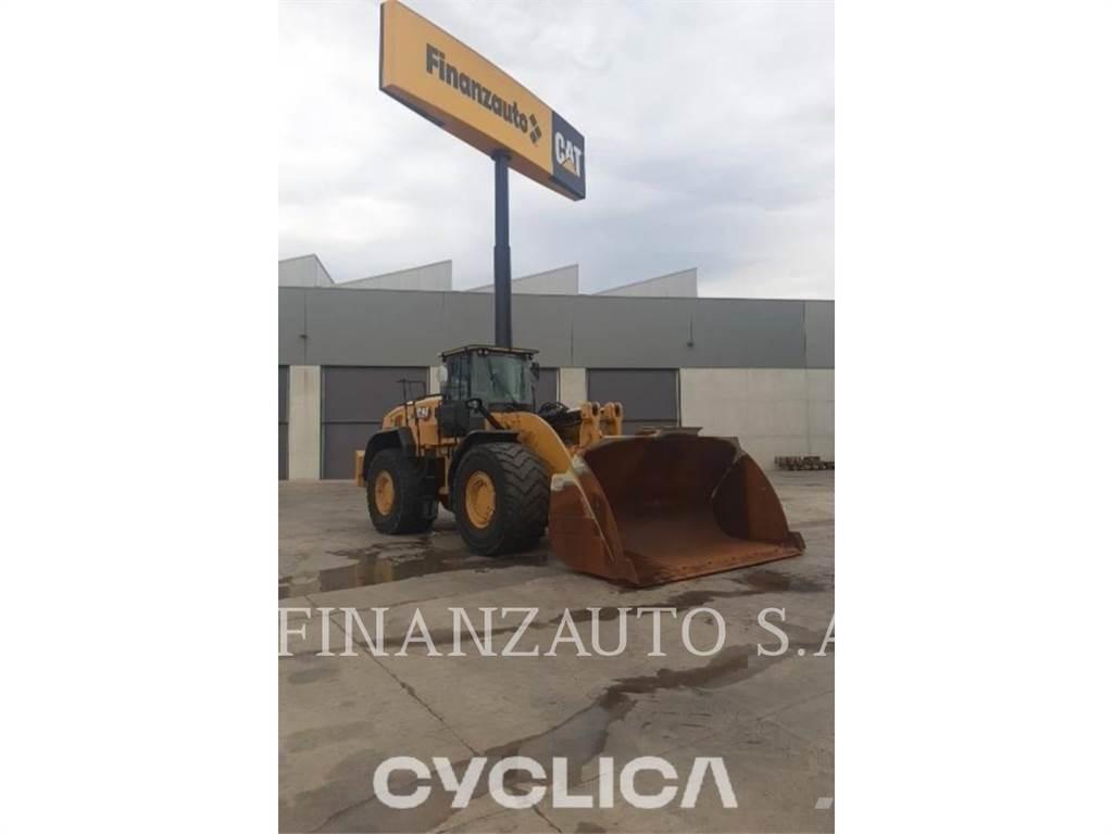 CAT 982M Фронтальні навантажувачі