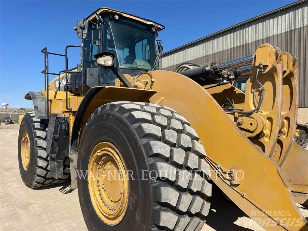 CAT 982M Фронтальні навантажувачі