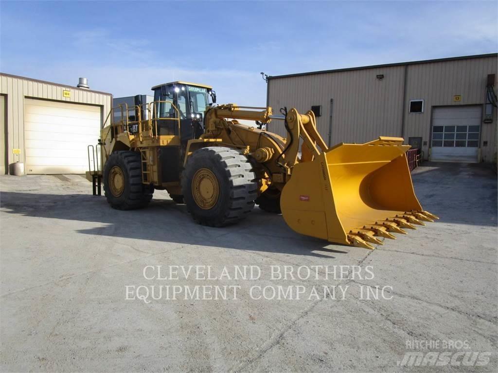 CAT 988H Фронтальні навантажувачі