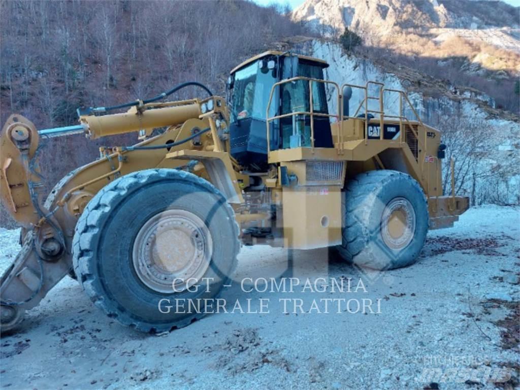 CAT 988H Фронтальні навантажувачі