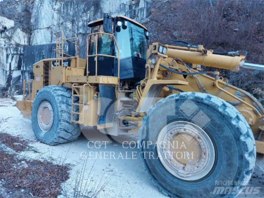 CAT 988H Фронтальні навантажувачі
